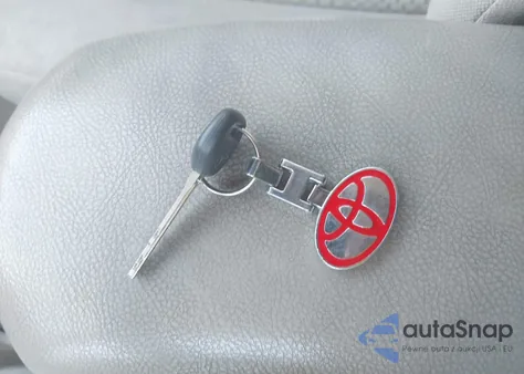 2007 Toyota Rav4 Base V6 from USA, damaged, VIN JTMZK33VX75011174